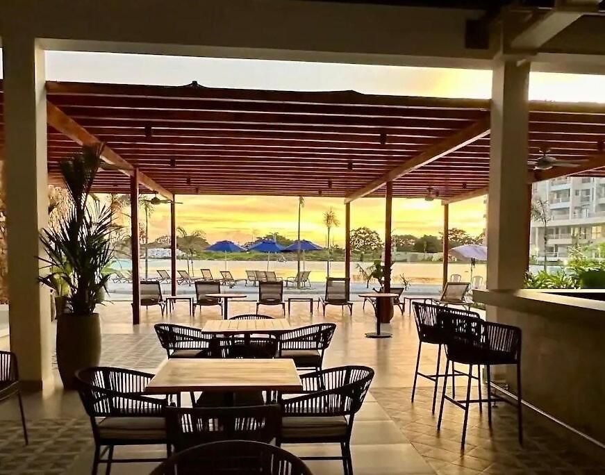 Amplio 6 Con Piscina Y Playa En Baía Kristal Apartamento *