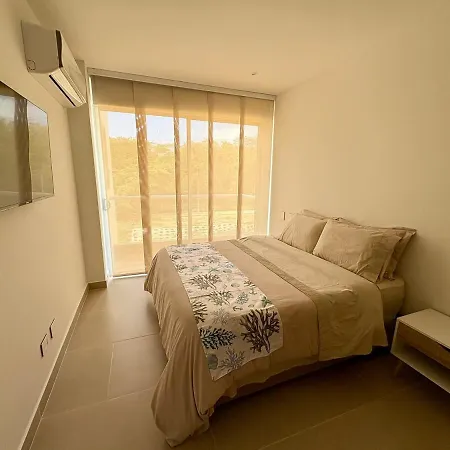 Amplio 6 Con Piscina Y Playa En Baía Kristal Apartamento *