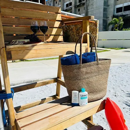 Amplio 6 Con Piscina Y Playa En Baía Kristal Cartagena