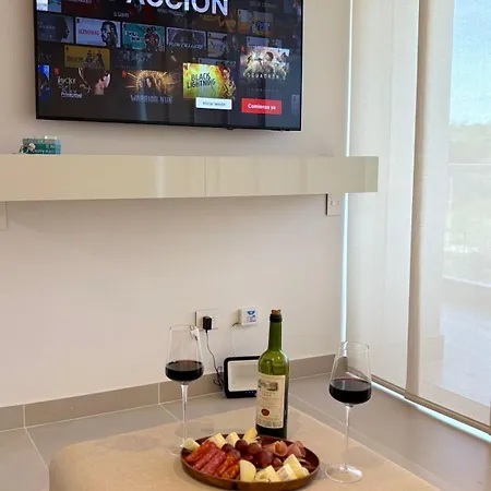 Apartamento Amplio 6 Con Piscina Y Playa En Baía Kristal *
